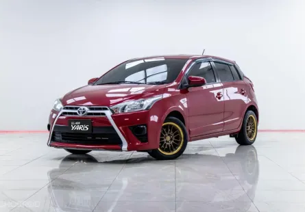 5B054  Toyota YARIS 1.2 E รถเก๋ง 5 ประตู 2015