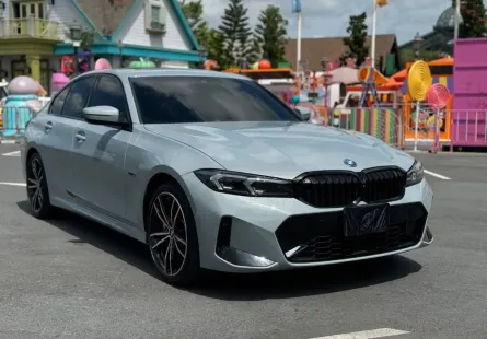 2023 BMW 330e 2.0 M Sport รถเก๋ง 4 ประตู 