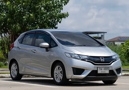 2018 Honda JAZZ 1.5 V+ i-VTEC รถเก๋ง 5 ประตู 