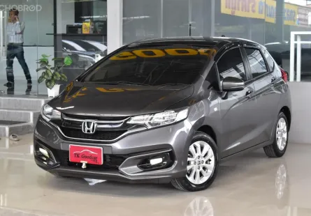 Honda JAZZ 1.5 V i-VTEC ปี 2019 สวยสภาพป้ายแดง วิ่งน้อยมากเข้าศูนย์ตลอด รถบ้านมือเดียว ออกรถ 0 บาท