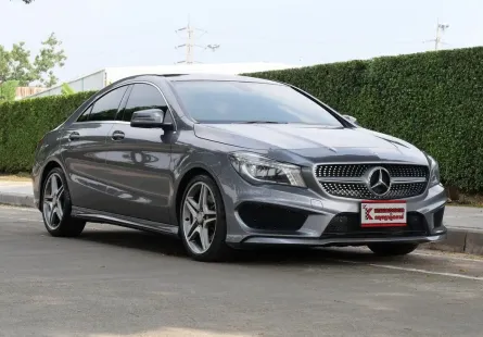 Benz CLA250 AMG 2.0 W117 Dynamic Coupe 2014 รถบ้านมือเดียวใช้งานน้อยมากไมล์เพียง 4 หมื่นโล