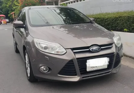 2012 Ford FOCUS 2.0 Sport รถเก๋ง 4 ประตู 