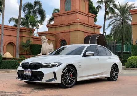 2023 BMW 330e 2.0 M Sport รถเก๋ง 4 ประตู เจ้าของขายเอง รถบ้านมือเดียว ไมล์น้อย 