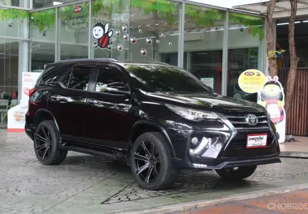 ขายรถ TOYOTA Fortuner 2.8 V AUTO น้ำตาล 2015