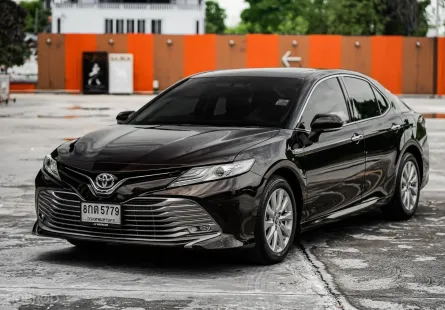 New !! Toyota Camry 2.5 HV E-CVT  ปี 2018 สภาพสวยมาก มือเดียวป้ายแดง ประหยัดน้ำมัน