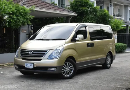 Hyundai H1 2.5 Deluxe  : ดีเซล  ออโต้  : 2011