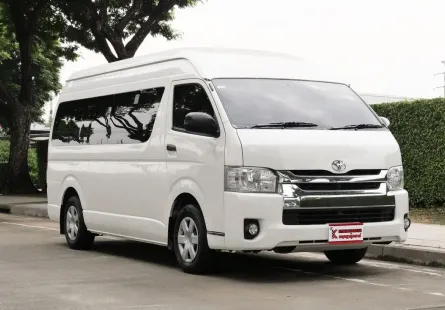 Toyota Hiace 3.0 COMMUTER D4D 2019 รถบ้านใช้งานในครอบครัวเบาะวีไอพี 3 แถว ป้ายฟ้าแท้