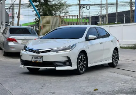 2017 Toyota COROLLA 1.8 ESPORT รถเก๋ง 4 ประตู 