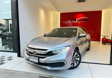 2019 Honda CIVIC 1.8 E i-VTEC รถเก๋ง 4 ประตู 