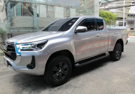 2023 TOYOTA REVO CAB 2.4 ENTRY PRERUNNER (Bi-LED) เกียร์ธรรมดา สีบรอนเทา วิ่งน้อย 28,414 กม รถสวยจัด