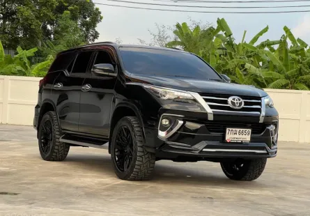 2017 Toyota Fortuner 2.4 V SUV ผ่อนถูก