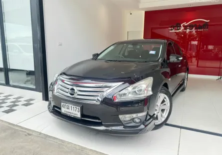 2015 Nissan TEANA 2.5 XV รถเก๋ง 4 ประตู 