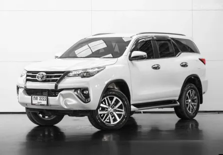 2018 Toyota Fortuner 2.8 V SUV ออกรถฟรีดาวน์