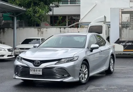 2018 Toyota CAMRY 2.0 D4S รถเก๋ง 4 ประตู เจ้าของขายเอง รถบ้านมือเดียว ไมล์น้อย 