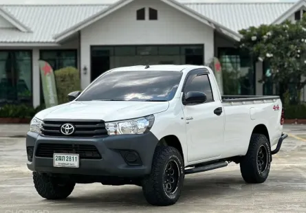 2019 Toyota Hilux Revo 2.8 4WD รถบ้านมือเดียว ไมล์ 38,305 KM.