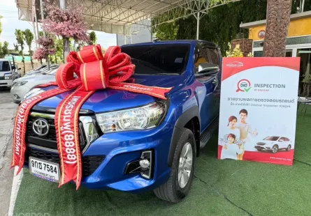 2020 Toyota Hilux Revo 2.4 Prerunner รถกระบะสี่ประตู 