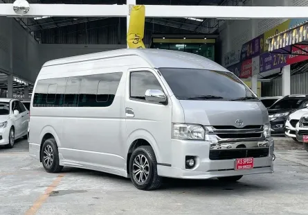 TOYOTA  COMMUTER 3.0 VAN  เกียร์ A/T ปี2015 