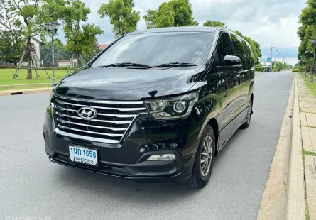 2019 Hyundai H-1 2.5 Deluxe รถตู้/van ออกรถ 0 บาท