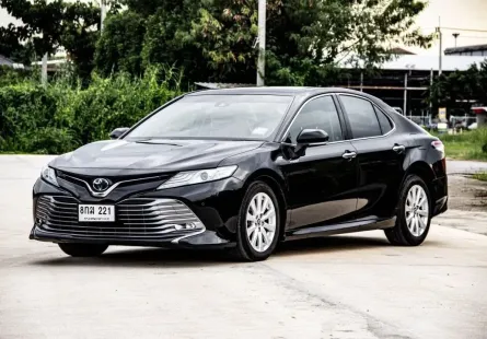 ขาย รถมือสอง 2018 Toyota CAMRY 2.5 HV รถเก๋ง 4 ประตู 