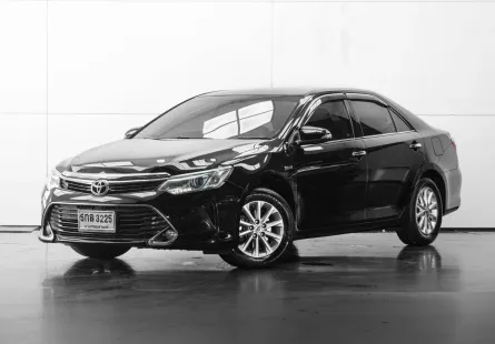 2016 Toyota CAMRY 2.0 รถเก๋ง 4 ประตู รถสภาพดี มีประกัน