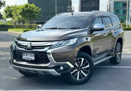 2015 Mitsubishi Pajero Sport 2.4 4WD SUV รถบ้านมือเดียว ไมล์น้อย เอกสารพร้อมโอน 