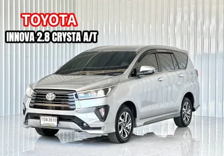 รถครอบครัว 7 ที่นั่ง Toyota Innova 2.8 Crysta MPV