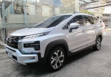 2024 MITSUBISHI XPANDER 1.5 CROSS (รุ่นTOP) เกียร์AUTO สีขาว วิ่งน้อย 6,780 กม. รถสวยสภาพใหม่มาก