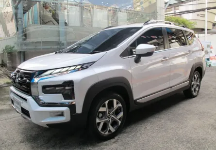 2024 MITSUBISHI XPANDER 1.5 CROSS (รุ่นTOP) เกียร์AUTO สีขาว  วิ่งน้อย 4,684  กม. รถสวยสภาพใหม่มาก