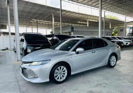 TOYOTA CAMRY 2.5 HV HYBRID ปี 2019 รถสวย มือแรกออกห้าง ไมล์น้อย พร้อมใช้ รับประกันตัวถังสวย