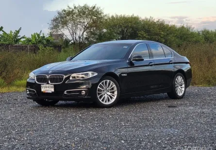 BMW 525d Luxury (F10) LCI รุ่นปรับโฉม ปี 2016 ออฟชั่นล้นๆ รถมือแรก ดูแลถึงประวัติเซอร์วิสศูนย์ไทยครบ