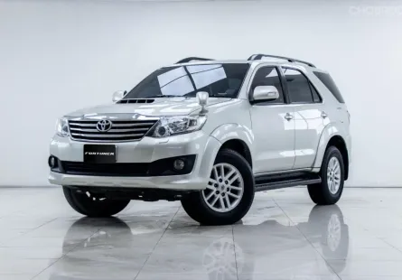 5B096 Toyota Fortuner 3.0 V SUV 2013 