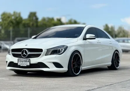 2015 Mercedes-Benz CLA180 1.6 Urban รถเก๋ง 4 ประตู รถสภาพดี มีประกัน ไมล์แท้ 