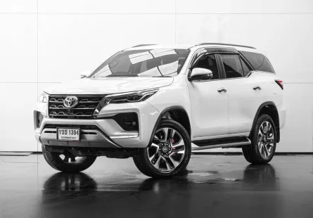 2021 Toyota Fortuner 2.4 V SUV ออกรถง่าย