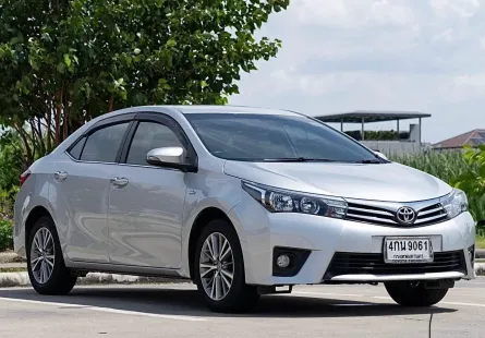 2015 Toyota COROLLA 1.8 รถเก๋ง 4 ประตู รถบ้านมือเดียว