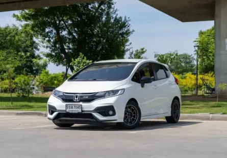 ขายรถ Honda Jazz 1.5 RS ปีจด 2018