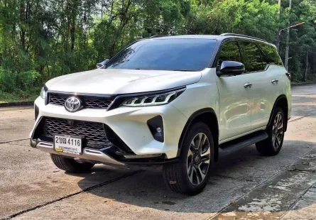 2021 Toyota Fortuner 2.4 V SUV 