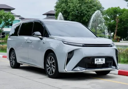 2023 Mg MAXUS 9 90 kWh V SUPER LUXURY MPV รถสภาพดี มีประกัน 