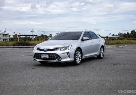 TOYOTA CAMRY 2.5 HYBRID NAVI MINOR CHANGE ปี 2017