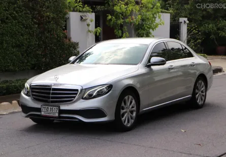 2018 Mercedes-Benz E220 2.0 d Exclusive รถเก๋ง 4 ประตู 