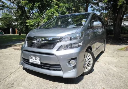 2013 Toyota VELLFIRE 2.4 รถตู้/MPV ไมล์น้อย รถบ้านมือเดียว 