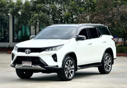 ขาย รถมือสอง 2022 Toyota Fortuner 2.4 Legender SUV 