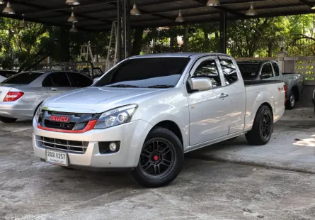 Isuzu D-Max 2.5 s All New ปี 2013⭐ฟรีดาวน์⭐เกียร์ธรรมดา รถบ้านสวยเดิมทุกจุด วิ่งน้อย 46,000 KM. 