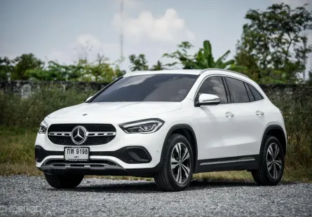 🔥 Compact SUV ตัวฮิต พร้อมใช้งาน เข้าศูนย์ทุกระยะ เดิมๆ Mercedes-Benz GLA200 1.3 Progressive