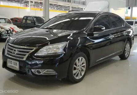 2012 Nissan Sylphy 1.8 V รถเก๋ง 4 ประตู 