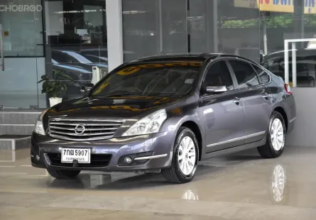 2010 Nissan TEANA 2.0 200 XL รถเก๋ง 4 ประตู รถสภาพดีพร้อมใช้