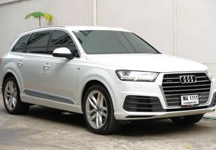 2018 Audi Q7 3.0 TFSI quattro S line 4WD SUV ไมล์น้อย มือเดียวป้าย เข้าศูนบ์ตลอด 