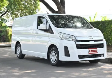 Toyota Hiace 2.8 ECO รถตู้เตี้ยหน้ายาวใช้งานมือเดียว เจ้าของเดิมดูแลดีเช็คศุนย์ตลอด เครดิตดีฟรีดาวน์