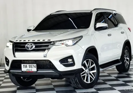 TOYOTA NEW FORTUNER 2.4 V.2WD.DISC 4 ล้อ เกียร์ออโต้ ปี 2019