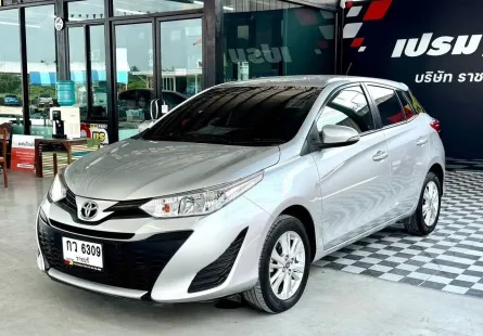 2019 Toyota YARIS 1.2 E รถเก๋ง 5 ประตู 