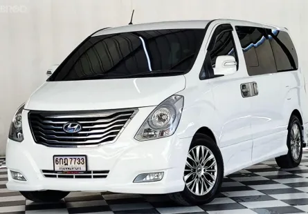 HYUNDAI H1 2.5 GRAND STAREX VIP เกียร์ออโต้ ปี 2015 (ไม่ขายป้ายทะเบียน)